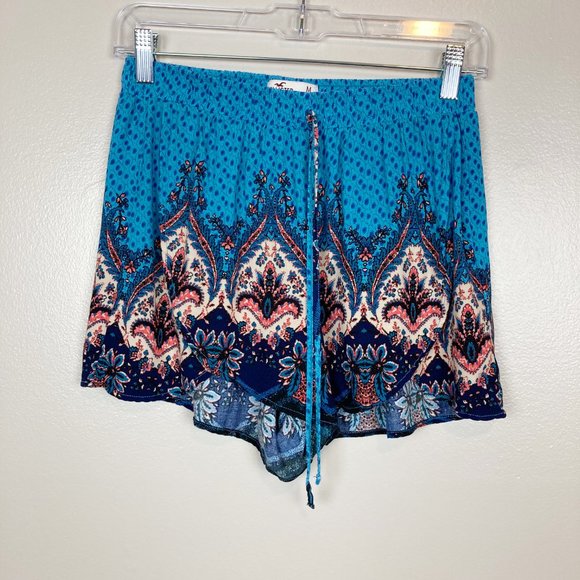 🌺 BOHO • Soft Front Split Short Shorts - Picture 2 of 6